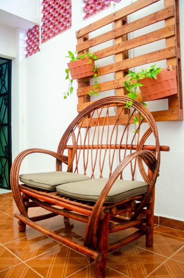 Hotel Villa Angeles Кампече Екстериор снимка